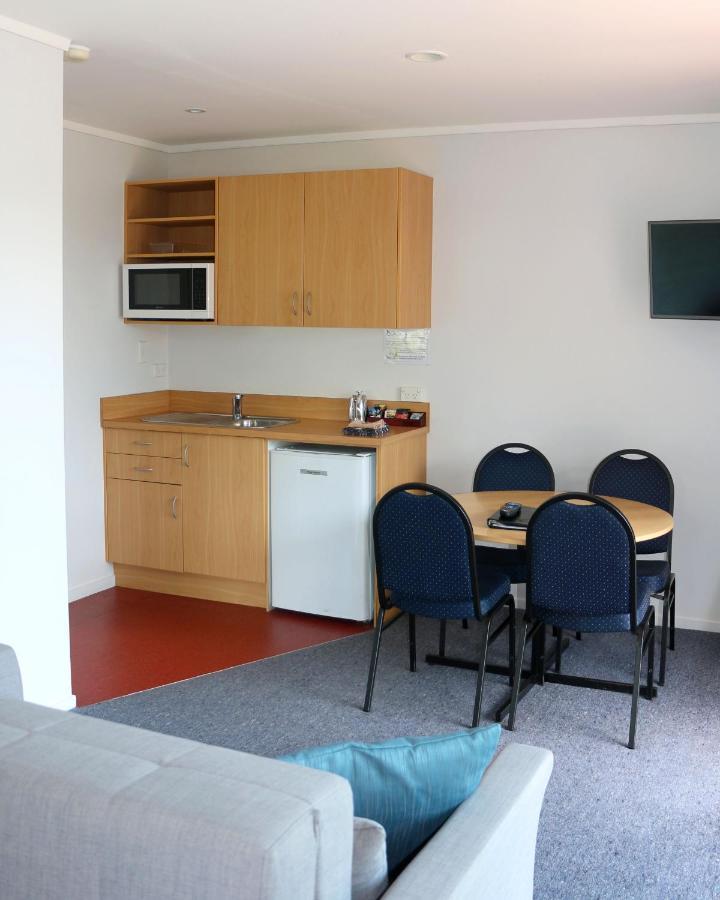 Adventure Lodge And Motels And Tongariro Crossing Track Transport Нашенал-Парк Екстер'єр фото