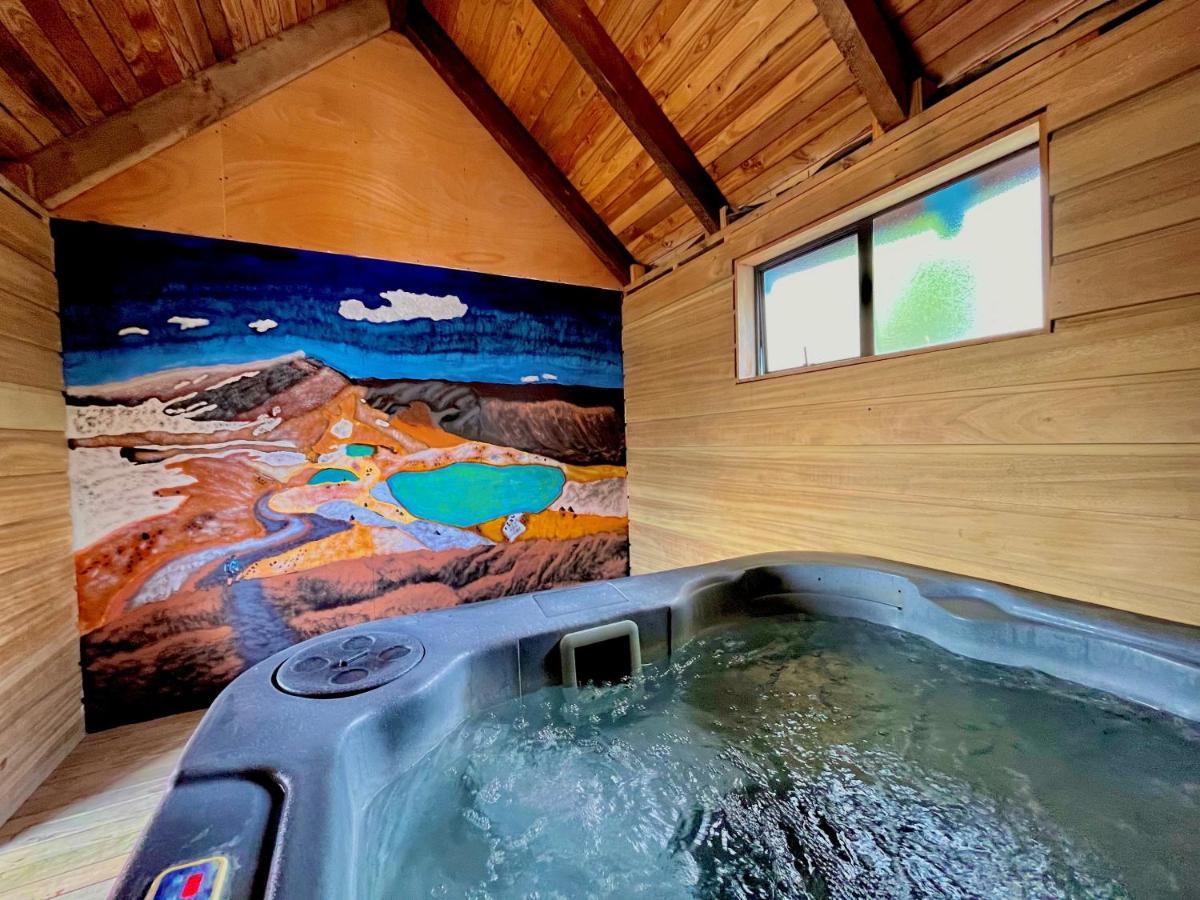 Adventure Lodge And Motels And Tongariro Crossing Track Transport Нашенал-Парк Екстер'єр фото